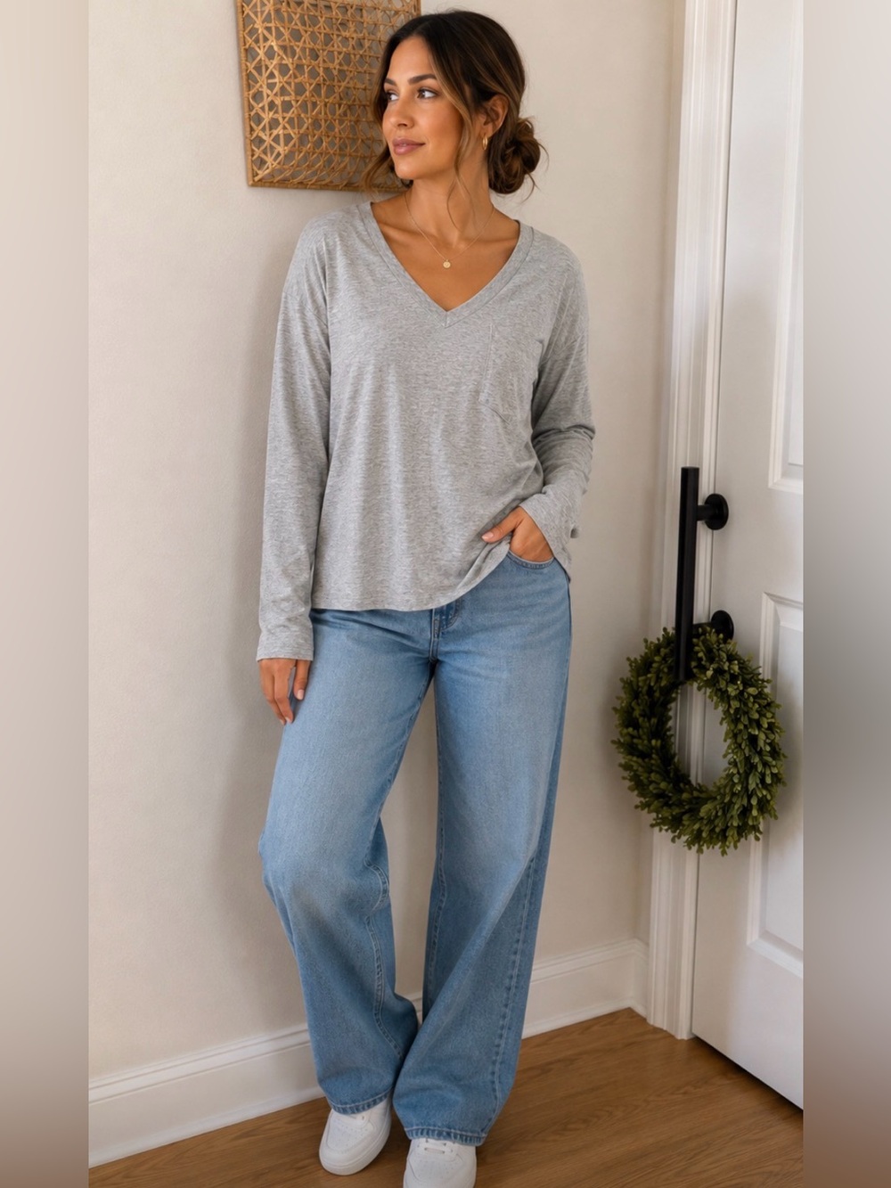 Chaser Women's Heather Gray Long-Sleeve V-Neck Pocket Tee